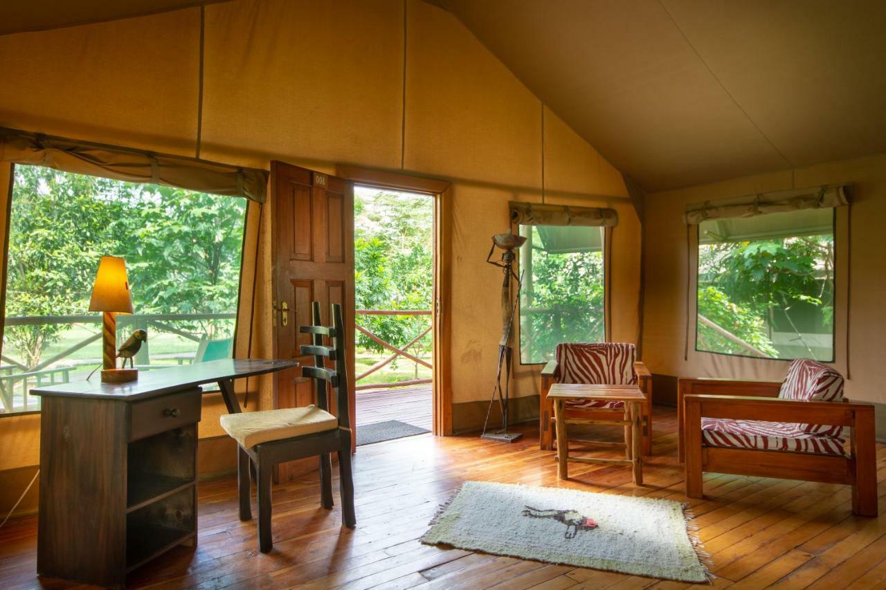 Lake Naivasha Crescent Camp ภายนอก รูปภาพ