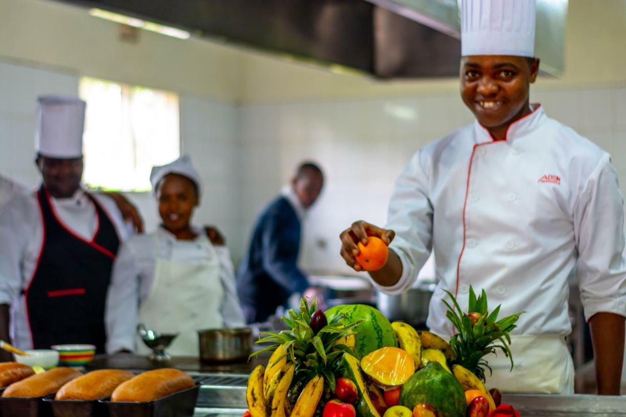 Lake Naivasha Crescent Camp ภายนอก รูปภาพ